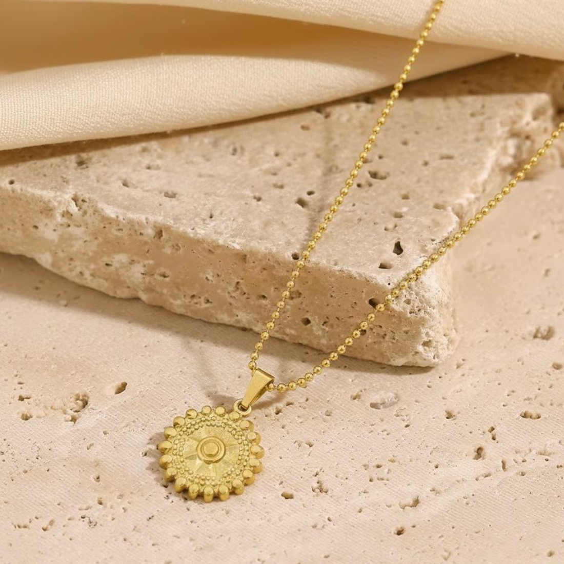 EGYPTIAN LUXURY NECKLACE