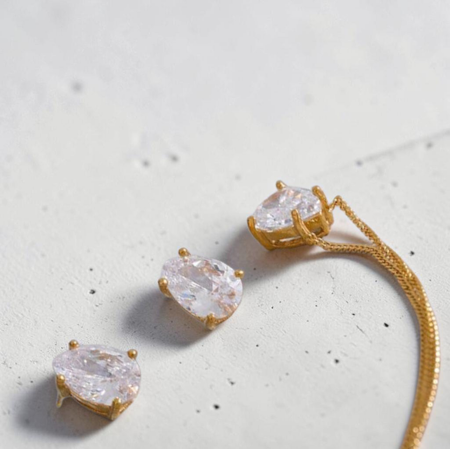 LUXURY DIAMOND SET